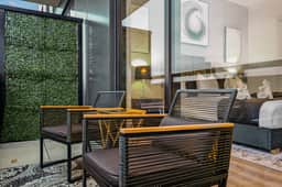 Emerald Grand - Image 5