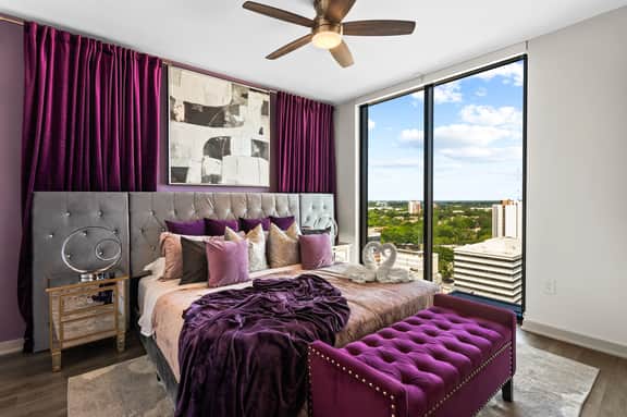 Velvet Room - Image 2